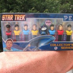 Star Trek PEZ Collectors Series 8 Pack Dispenser Set Ltd Edition NEW
