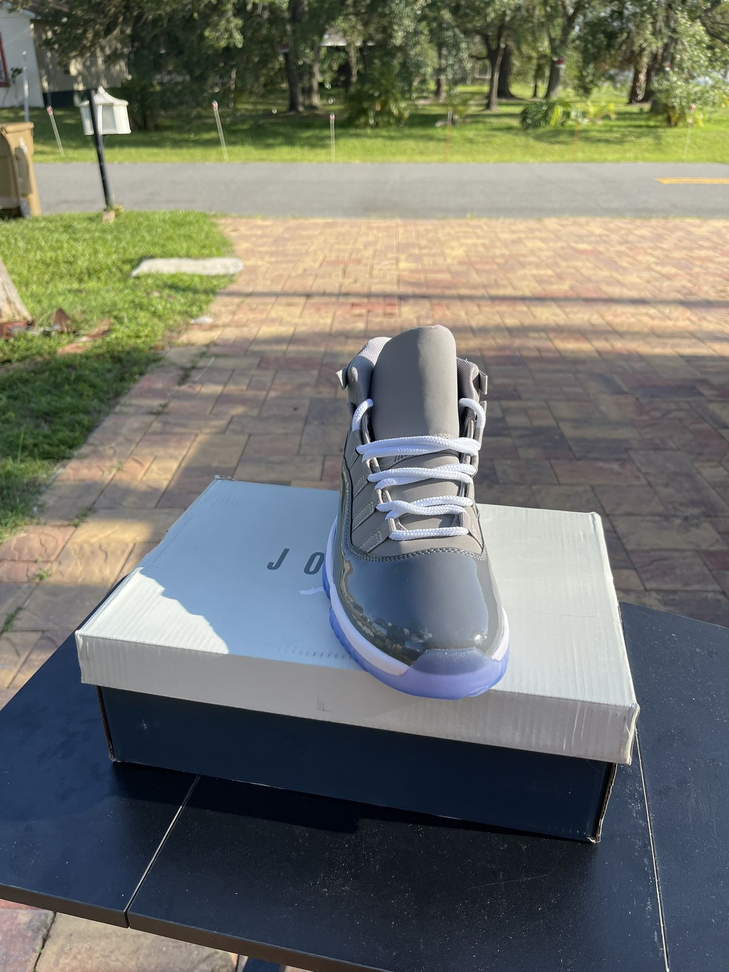 Air Jordan 11 “Cool Grey” size 11