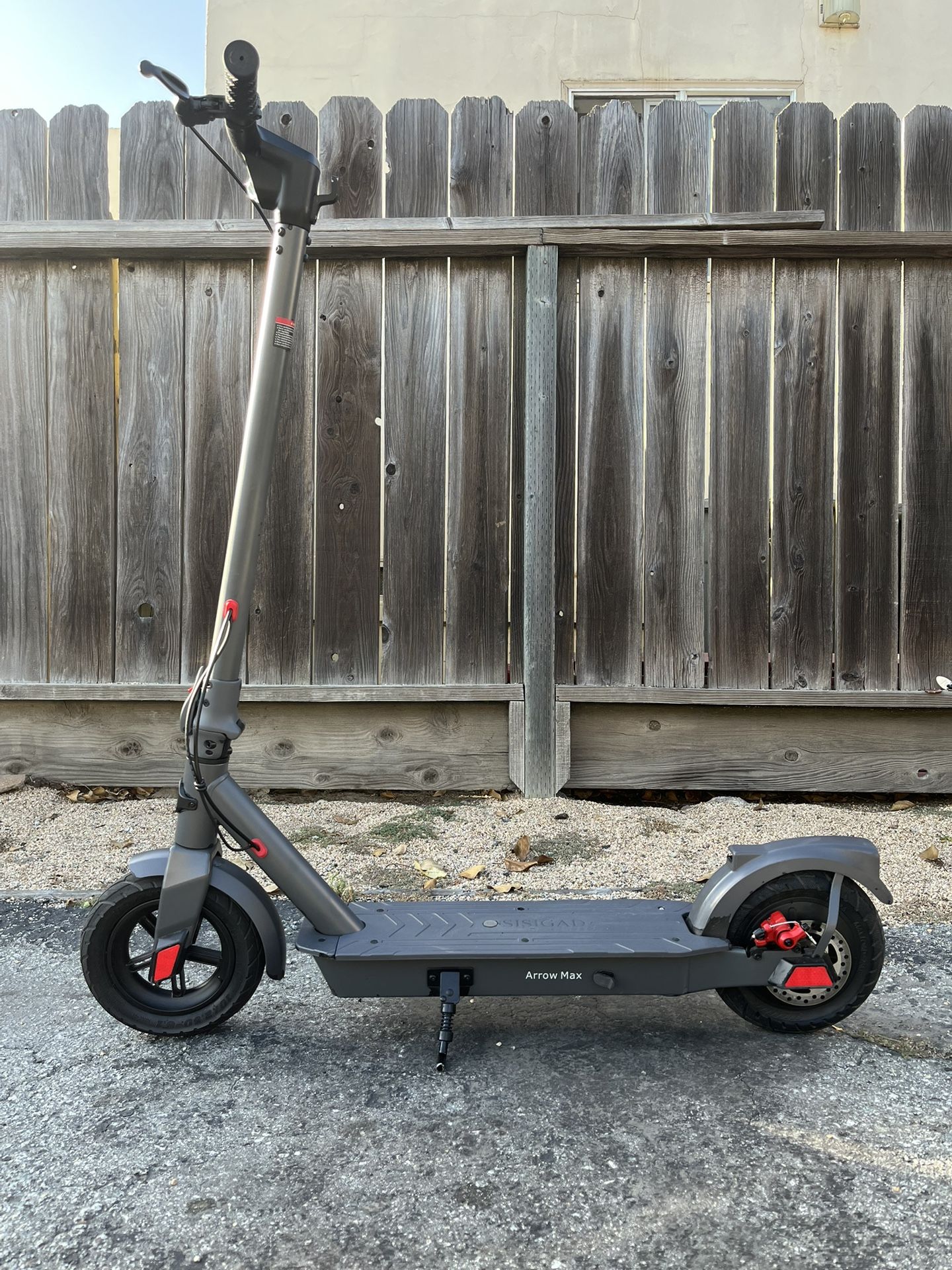 SISIGAD Electric Scooter 25 MPH, 30 Mile Range, Folding, App-Control