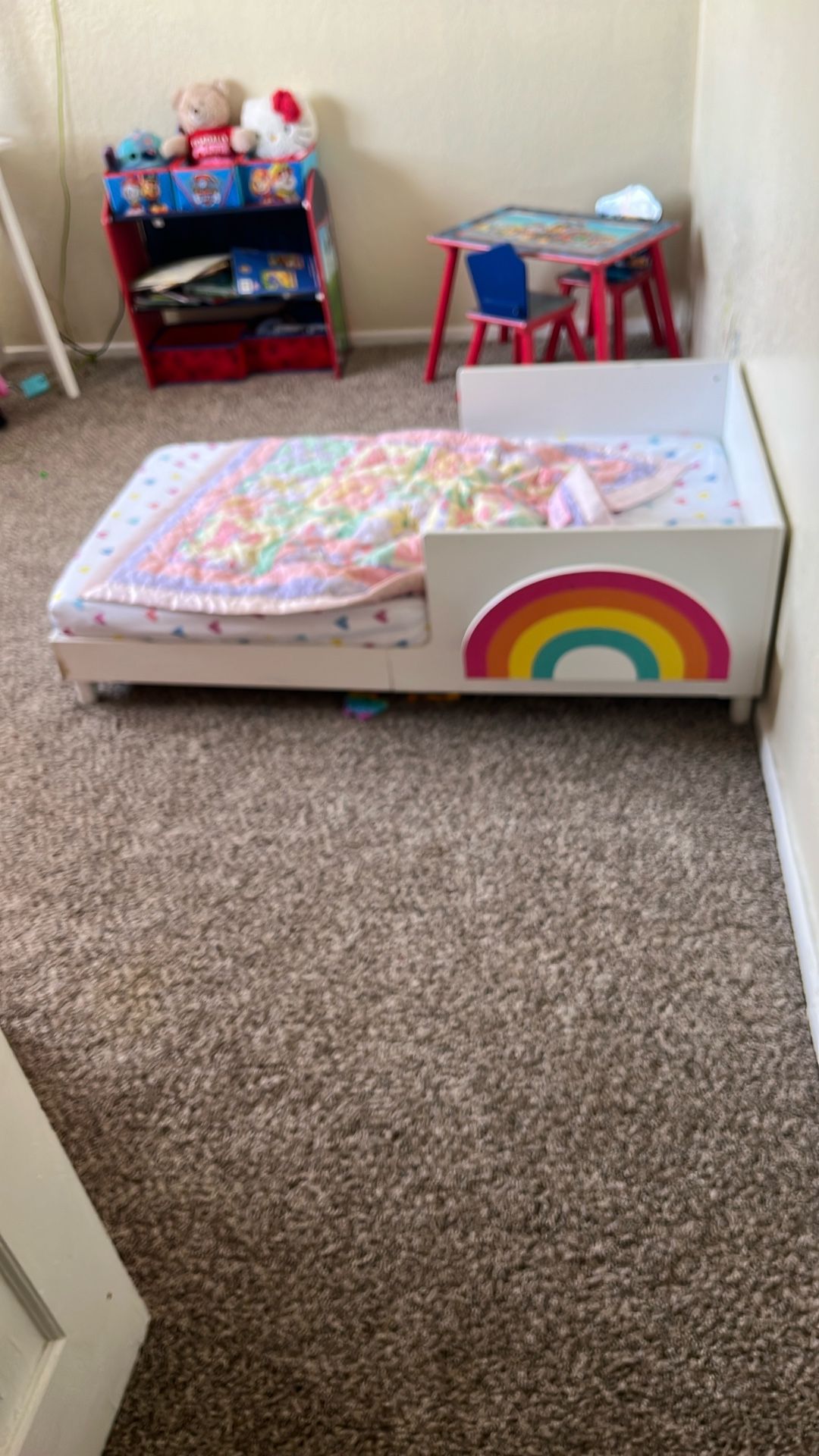 Toddler Bed With Little Book Shelf