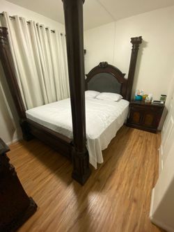 Queen bed set