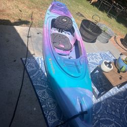 NEW Kayak 