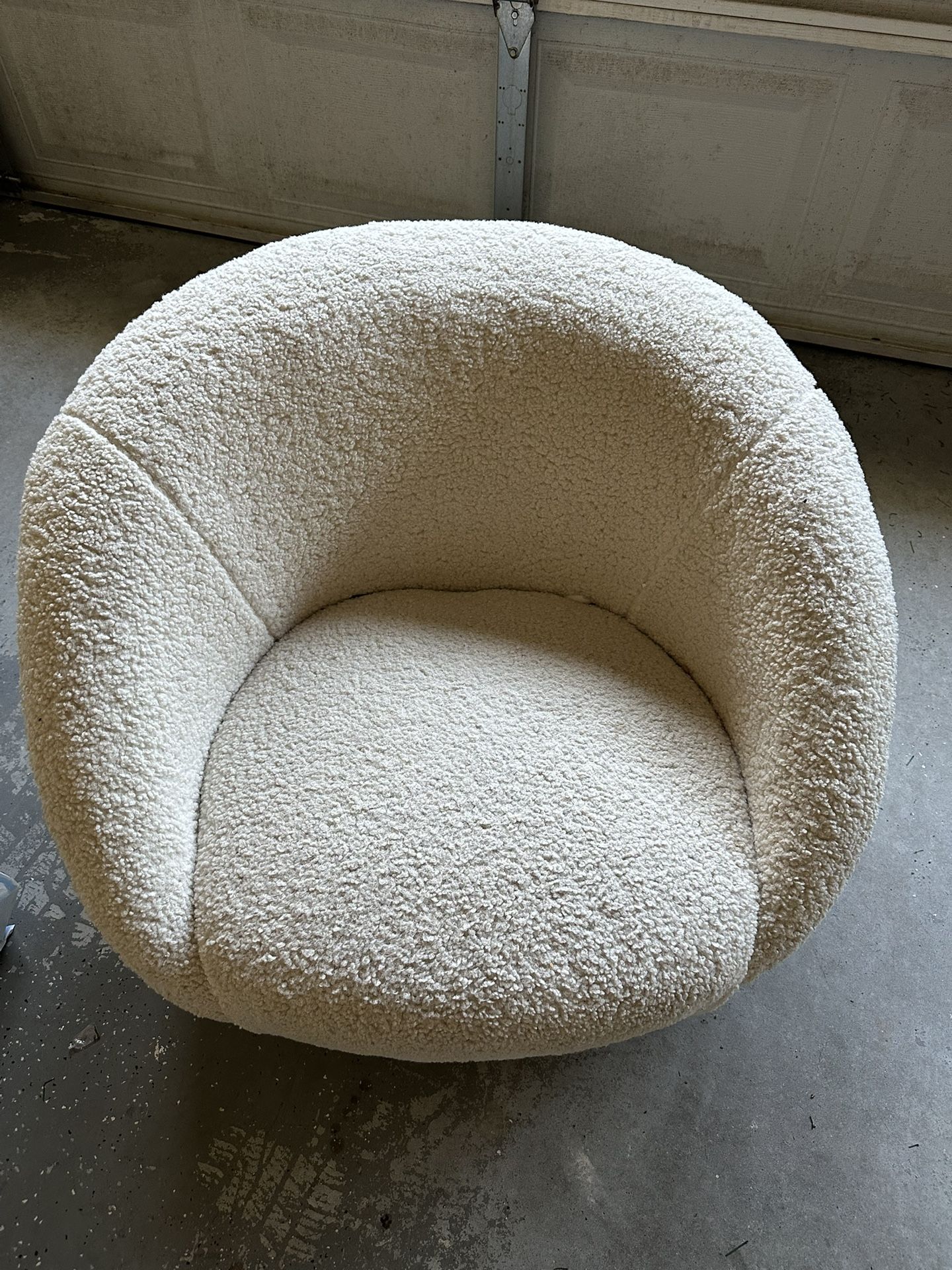 Accent Sofa Chair - 360 Chair