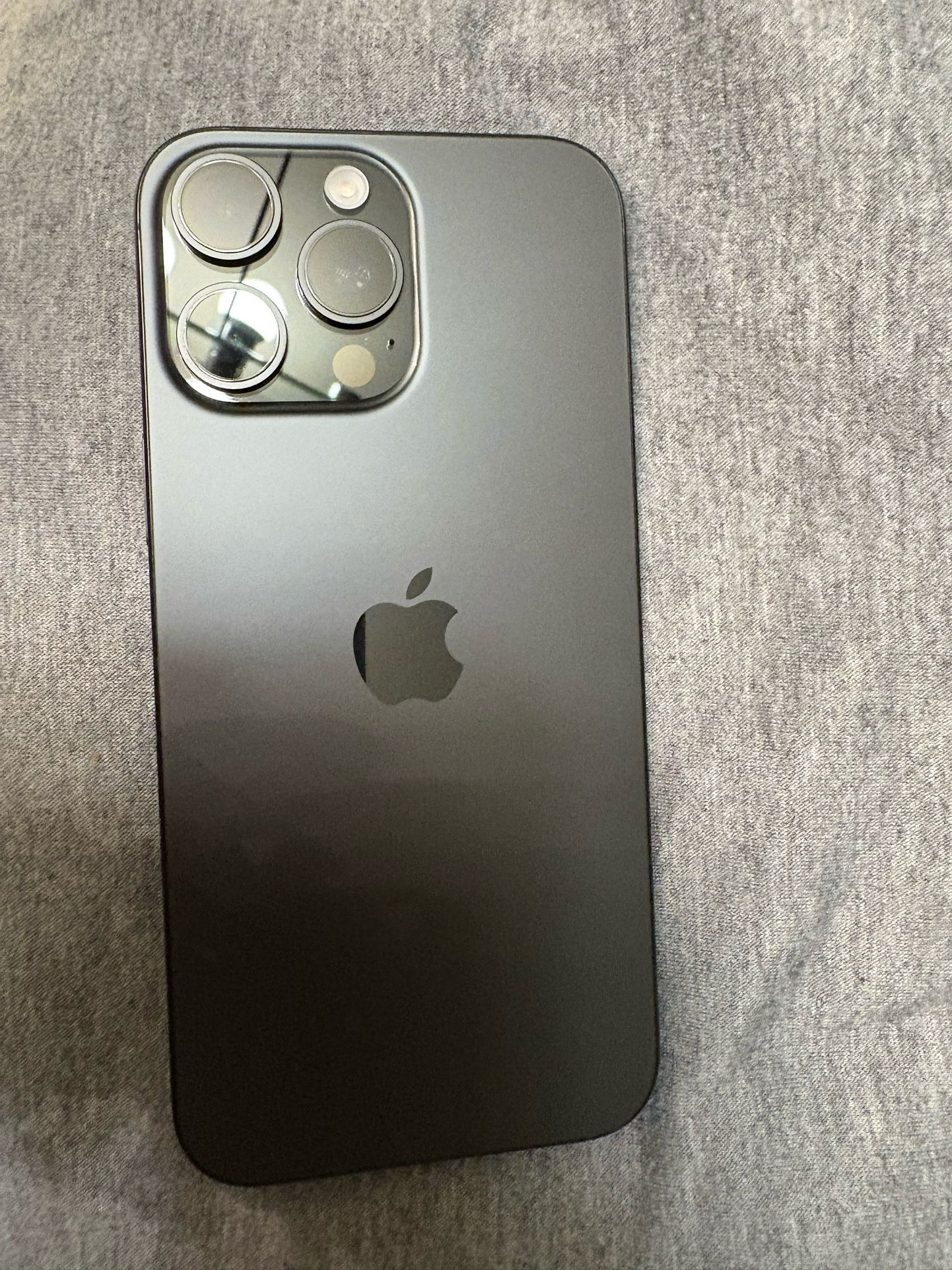 iPhone 16 Pro max Fully Unlocked