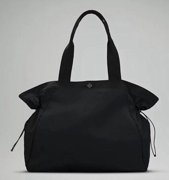 Lululemon Black shopping Work Workout storage Tote Bag NWT 