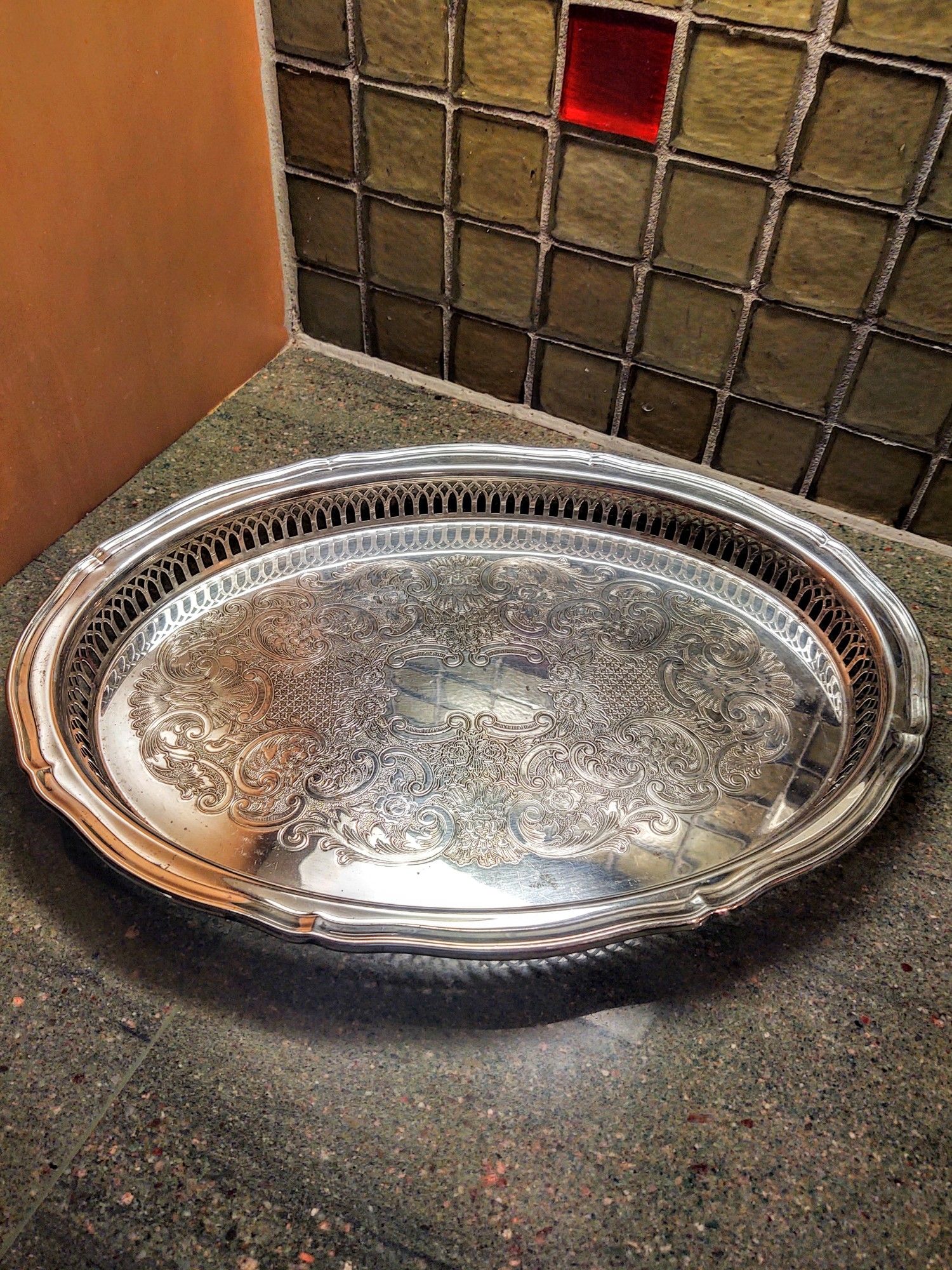 Vintage Oneida Silver Plated Tray