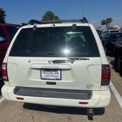2002 Nissan Pathfinder