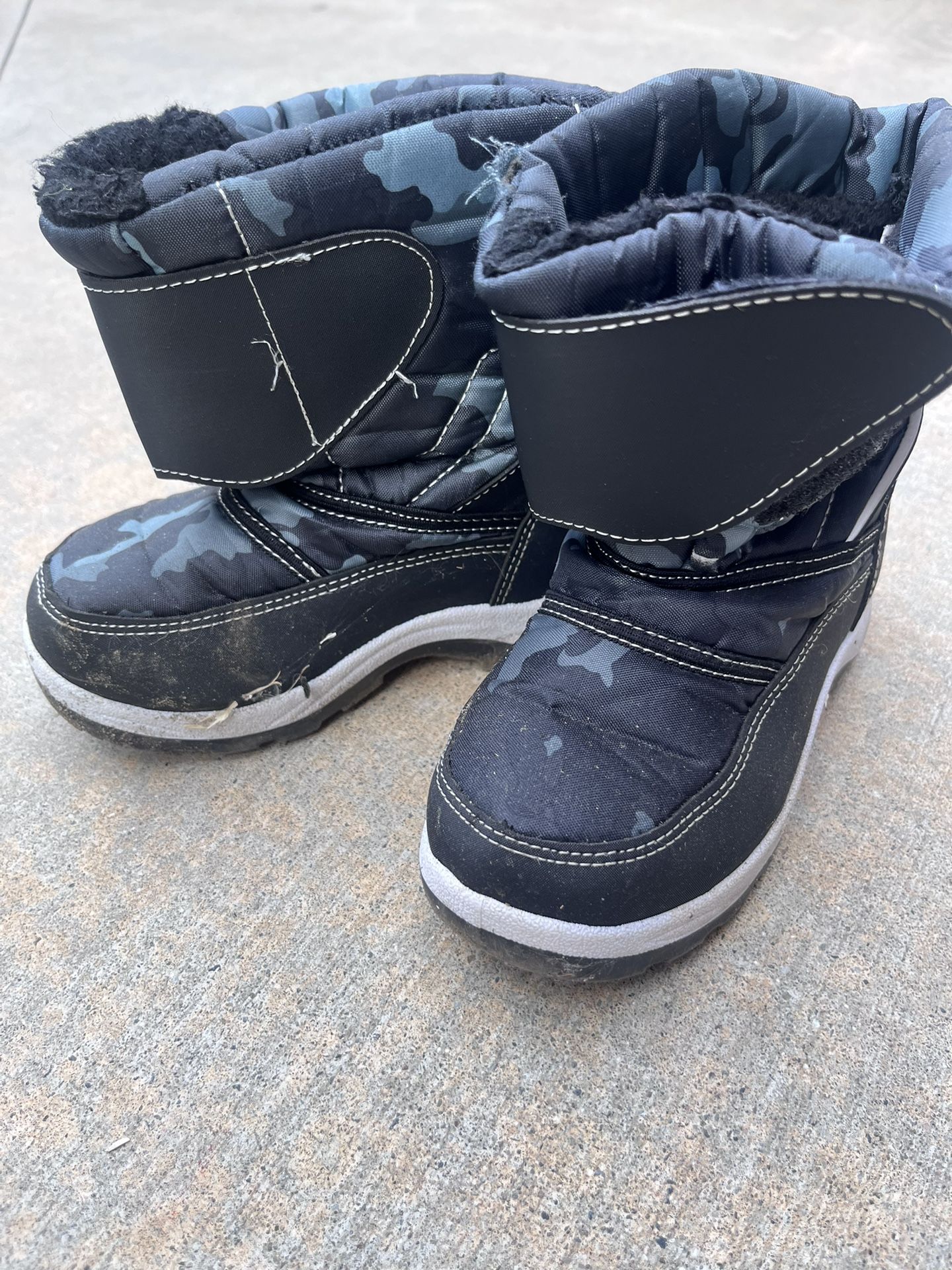 Boy’s Snow Boots