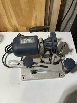 Circular saw blade sharpener