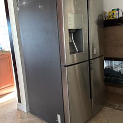 Samsung Fridge Couple Of Dents In Decent Shape