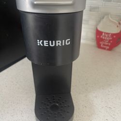 Keurig K-Mini Single-Serve K-Cup Pod Coffee Maker - Black