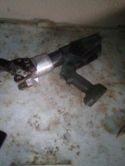 Greenlee gator cable cutter