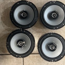 Speaker Le wood