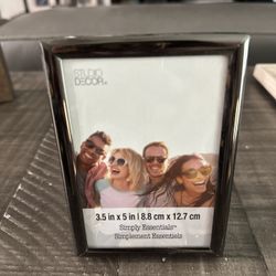 Small Frame 
