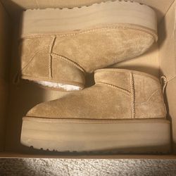 UGG Classic Mini Ultra Platform