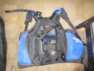 Used SeaQuest ADV Spectrum 3 Size Small BCD