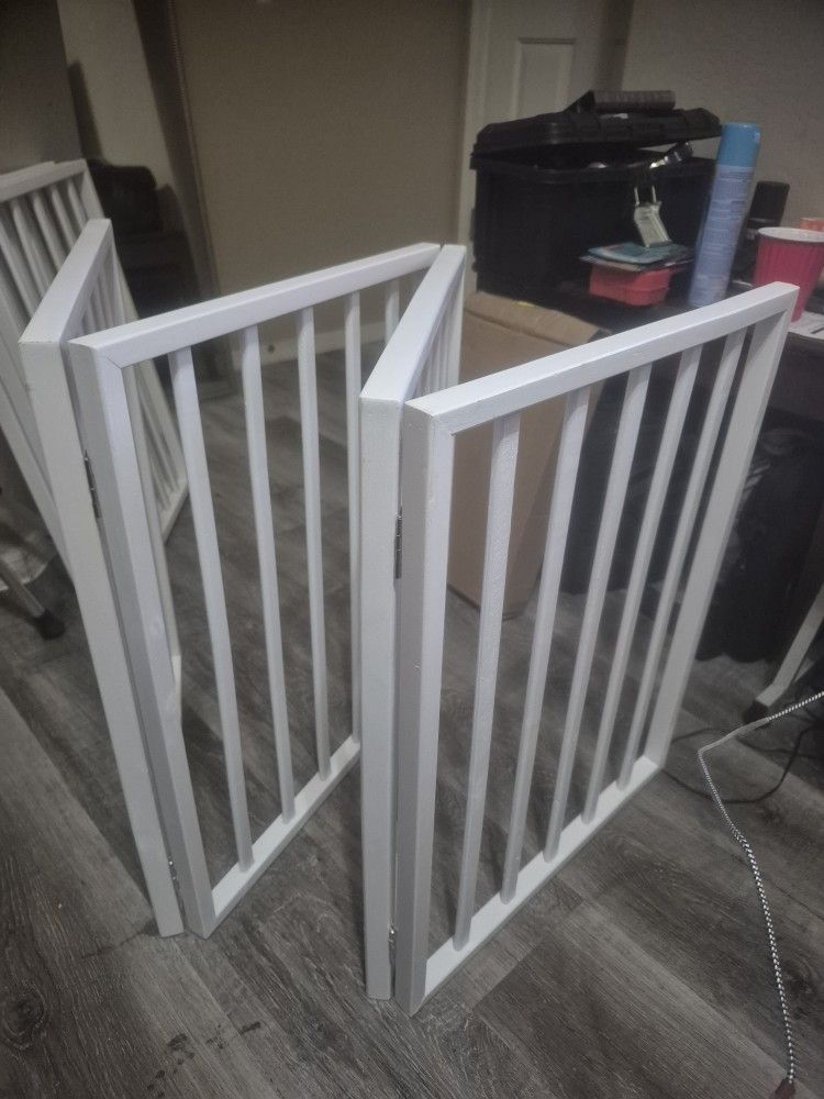 4 Section 6ft White Wooden Gate