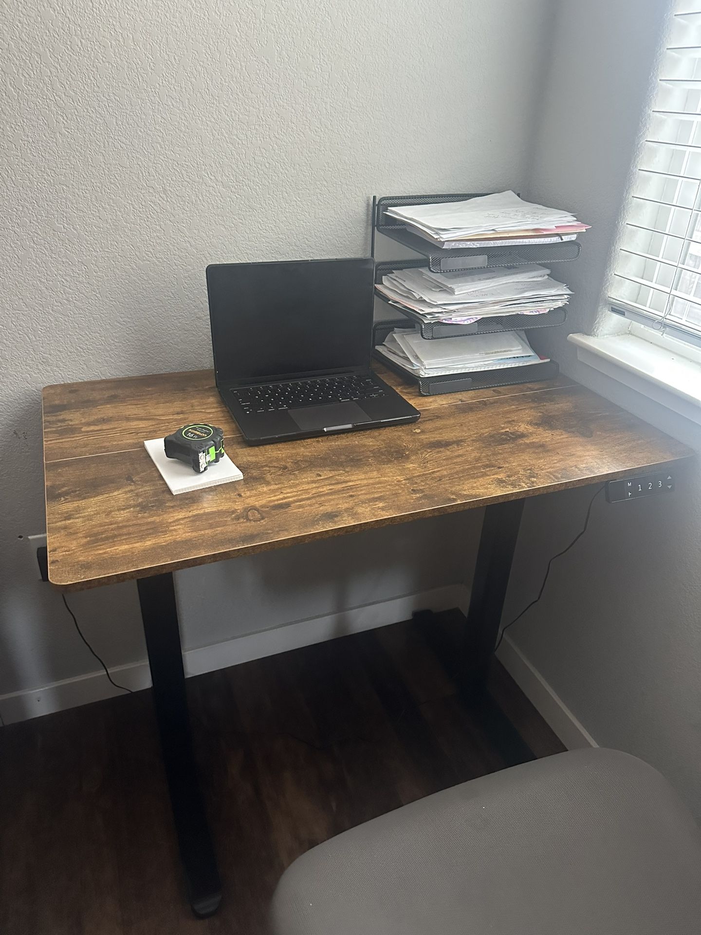 Electric Stand Up Desk