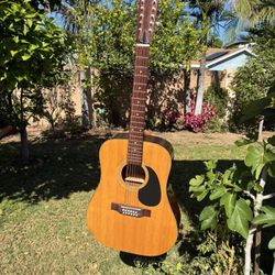 12strings guitar FRANCISCAN