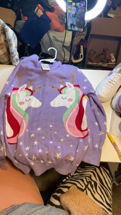 Unicorn Sweater L