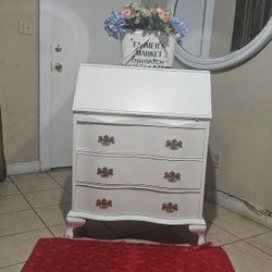 Wood Farmhouse Desk Size 30:wide 40:H  Beautiful 