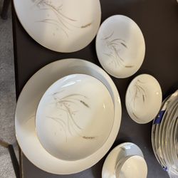 7 Piece China Set