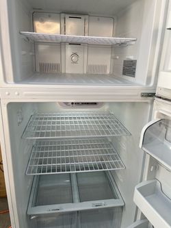 White Top-Freezer Refrigerator