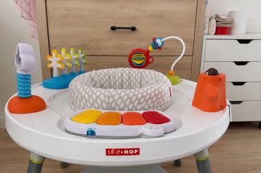 Skip Hop Activity Center
