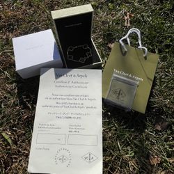 Vintage Alhambra bracelet (5 motifs 18K yellow gold, Onyx)