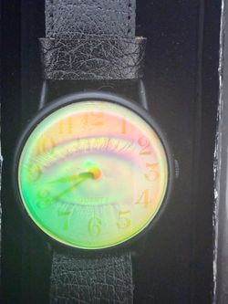 Quartz Wristwatch with Holographic Dial