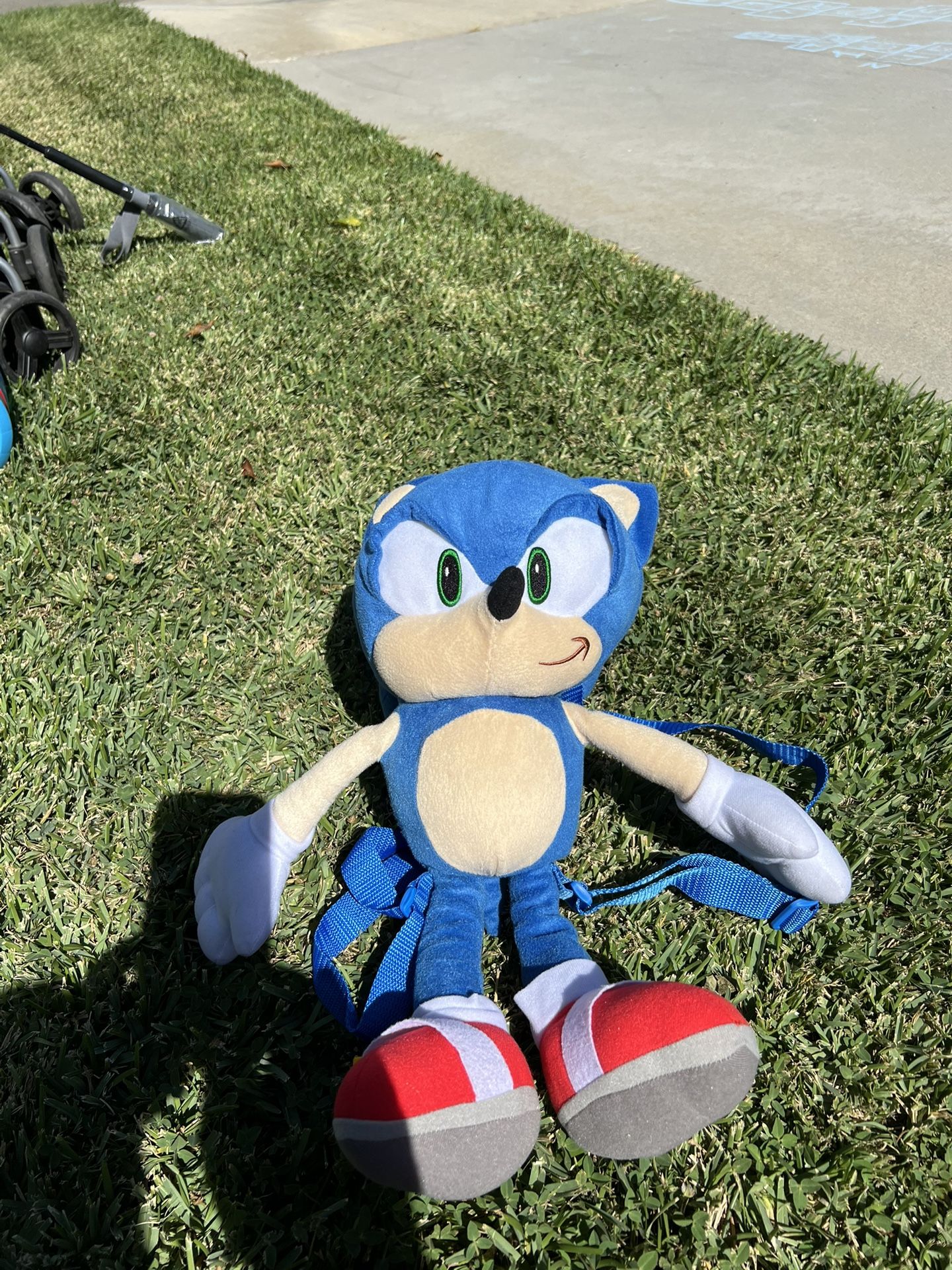 Sonic plushie Backpack Used