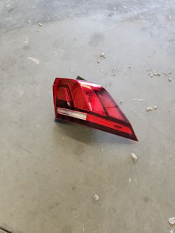 2018-2020 Volkswagen Tiguan Right Brakelight
