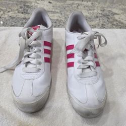 Women's White Tennis Shoes