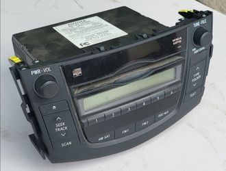 2009–2010 Toyota RAV4 OEM Radio/CD Player!