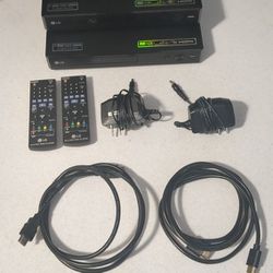 2 Like New Blueray/DVD Player ( All Cords)