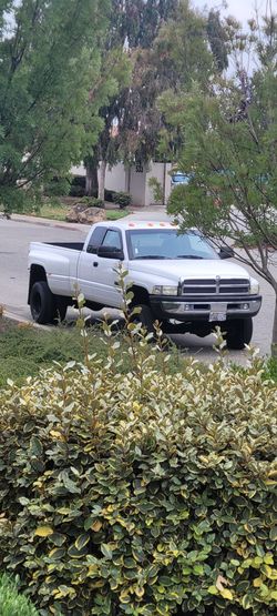 2000 Dodge Ram 3500
