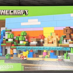 LEGO Minecraft Mini Biomes Set 21589