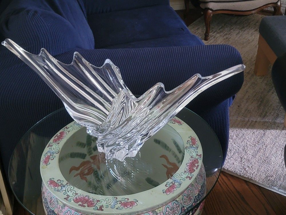 Mid-Century Modern Handblown Crystal Splash Centerpiece Bowl by Art Vannes 26"
