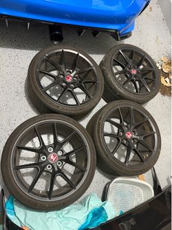 FL5 OEM Wheels with Lugs