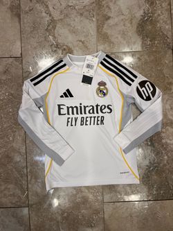 REAL MADRID 25/26 LONG SLEEVE HOME JERSEY KIDS SIZE SMALL