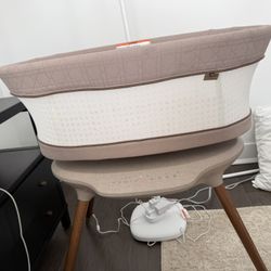 Maxi cosi Starling Smart Bassinet