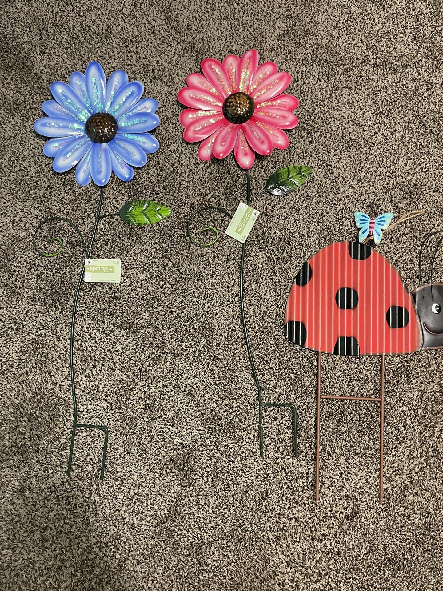 Metal Yard Decor