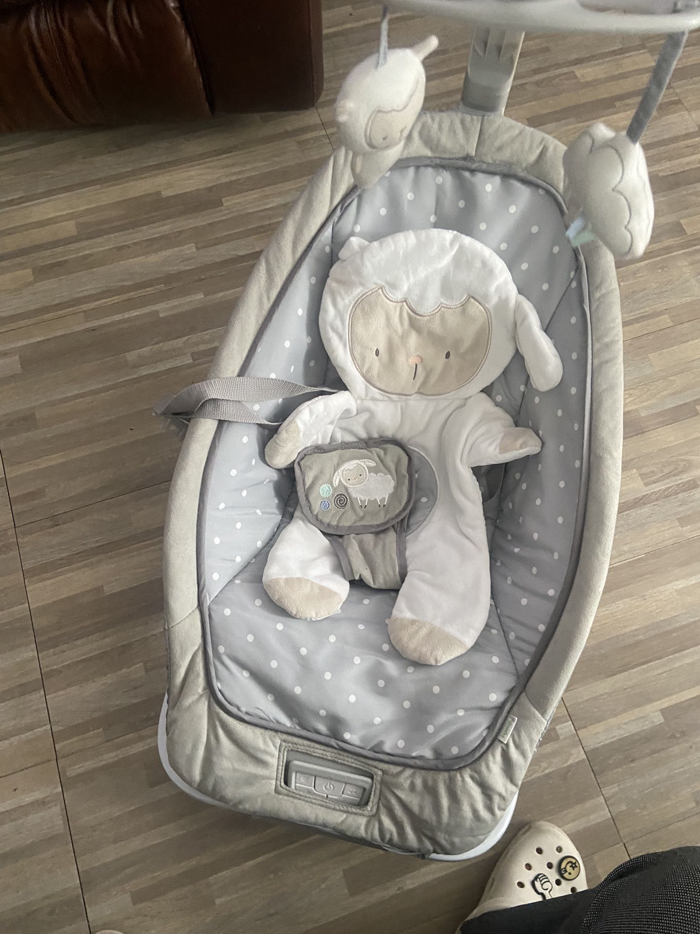 Ingenuity Asiento Mecedora Boutique Teddy