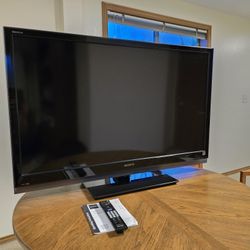 Sony Bravia LCD TV