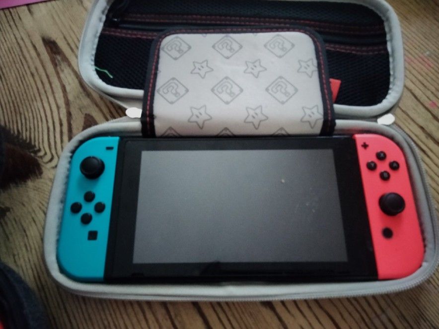 Nintendo Switch/headphones Beats