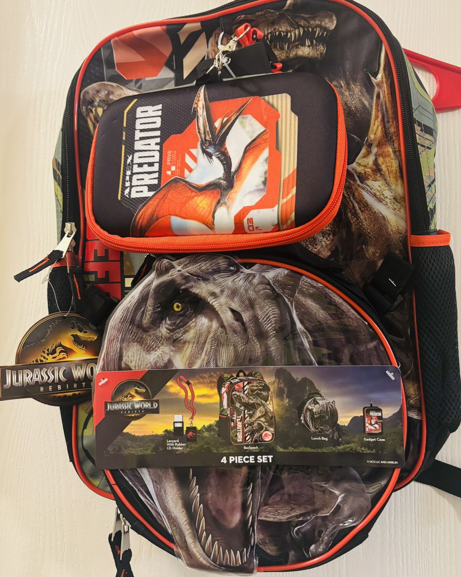 New 4 Piece Jurassic Park Backpack Set 