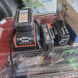Battery /Charger RIDGID, 18V Li-ion, Charger Included, 2 Batteries Included, 2.5 Ah with an extra Makita Battery thats compatible.  
