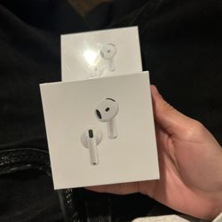 AirPods Gen 4 