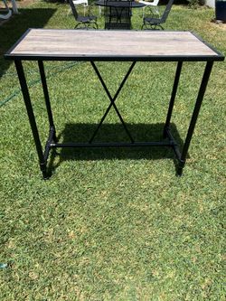 Hight table