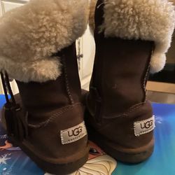 UGG FOR GIRLS 